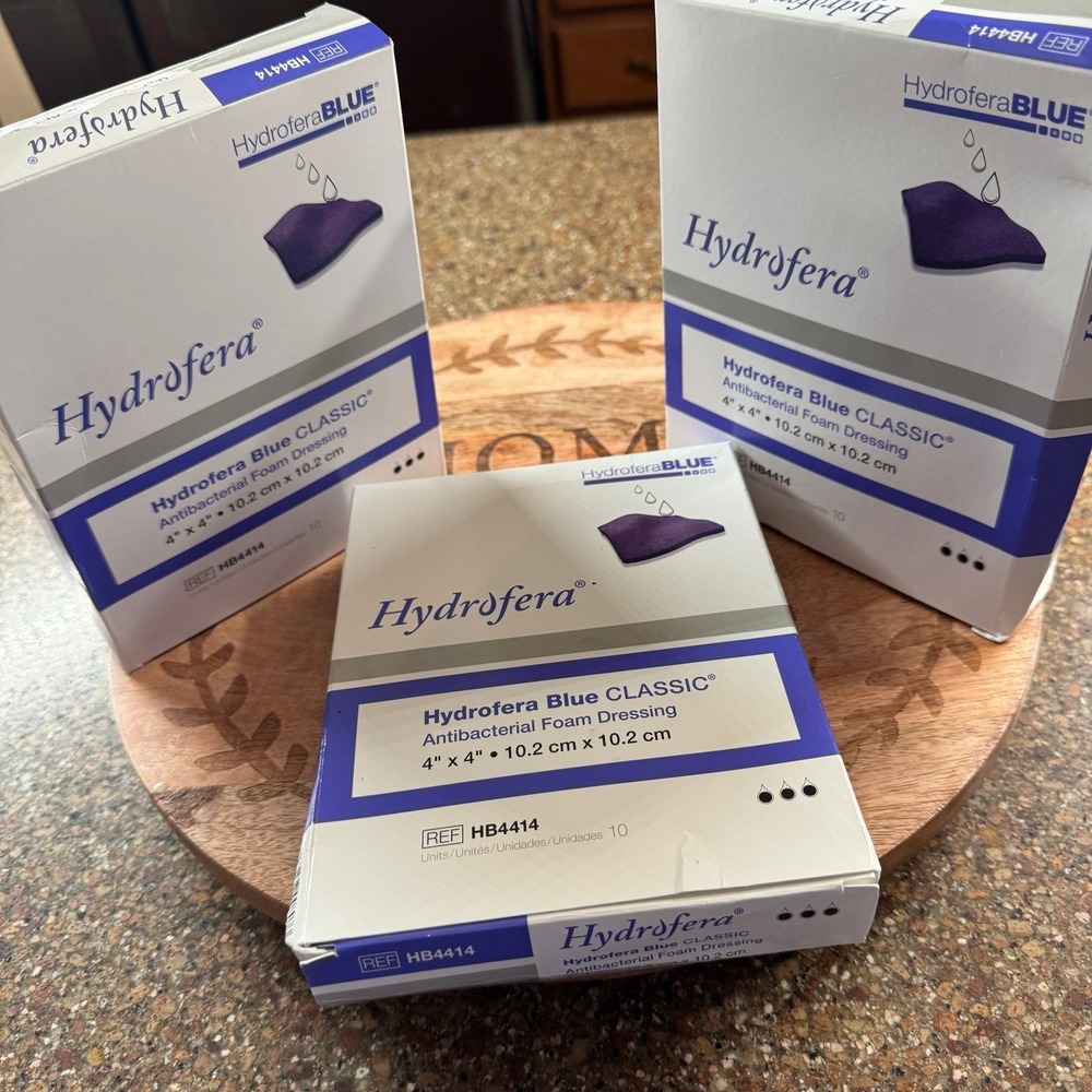 Hydrofera Blue Classic Antibacterial Foam Dressings 3 Boxes 30 Sterile 4"x4" NEW